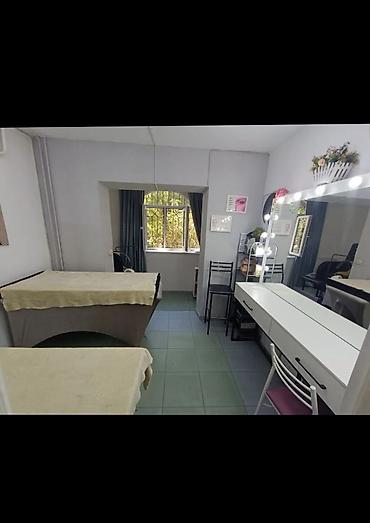 курсы парикмахера: Косметологическая студия 65 м², 3 комнаты, С ремонтом, С оборудованием, Многоэтажное жилое здание, Отдельный вход — 7