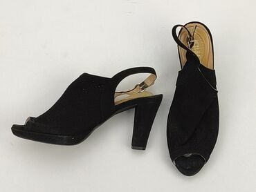 Лофери та туфлі: Лофери та туфлі жіночі, 40, стан - Дуже гарний