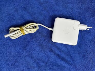 телефон 124: Зарядник для Macbook 
60W б/у