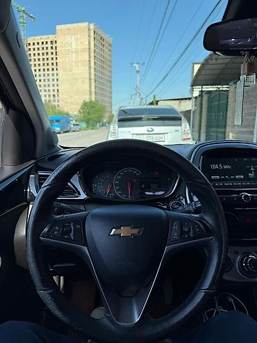 Chevrolet: Chevrolet Spark: 2016 г., 1 л, Вариатор, Бензин, Хэтчбэк at lalafo.kg — 14 Chevrolet: Chevrolet Spark: 2016 г., 1 л, Вариатор, Бензин, Хэтчбэк — 14