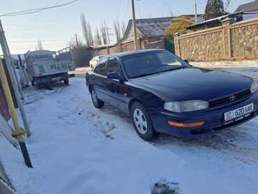 Toyota: Toyota Camry: 1996 г., 2.2 л, Механика, Бензин