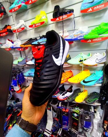Кроссовки и спортивная обувь: Мужские кроссовки, 42, Nike, Новый, цвет - Черный, Платная доставка