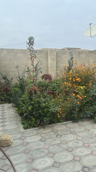 Həyət evləri və villaların satışı: 3 otaqlı, 97 kv. m, Orta təmir — 4