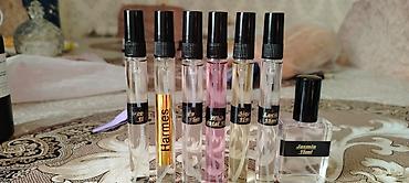 8 element parfüm: Müxtəlif ətir seçimi – 15 ml sprey şüşələr Qiy Tərkib: müxtəlif qadın — 2