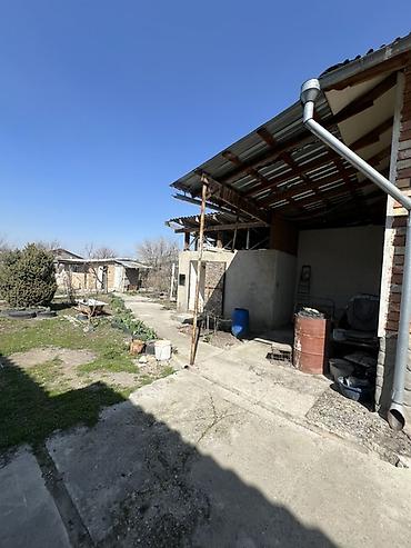 Продажа коттеджей и домов: Срочно! Продается дом в селе Кун-Туу не далеко от Бишкека торг есть — 2