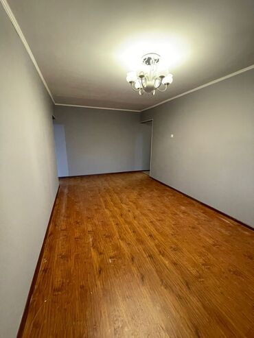 Продажа квартир: 3 комнаты, 58 м², 104 серия, 2 этаж, Косметический ремонт — 2