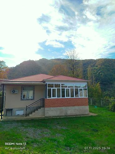 Günlük kirayə evlər: 100 kv. m, 3 otaqlı, İnternet, Qaz, İşıq — 2