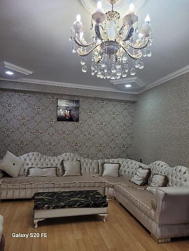Kunc divan satilir. Qiymet 600 azn.Cox böyukdur ve tezekimidir. Ünvan