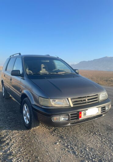 автомобили легкови: Mitsubishi Space Wagon: 1995 г., 2 л, Механика, Бензин, Минивэн