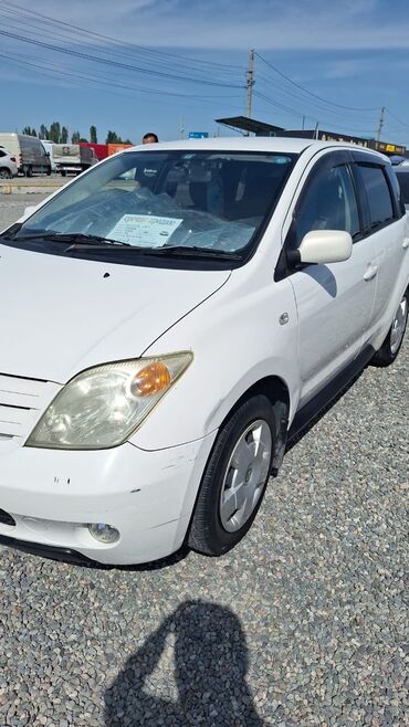 воздушный домкрат для авто: Toyota ist: 2005 г., 1.5 л, Автоматические, Бензин, Хэтчбэк