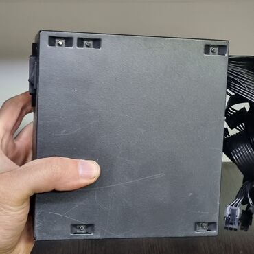 Блоки питания: Блок питания, Б/у, Cooler Master, 750 Вт, 750 Вт — 15