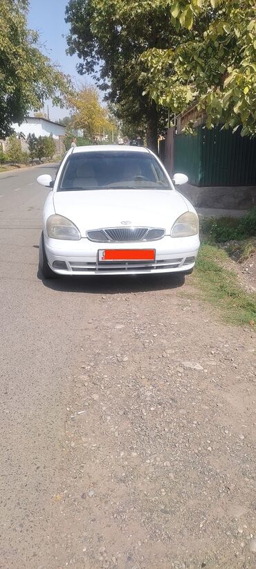 nissan primera 1997: Daewoo Nubira: 1999 г., 1.6 л, Механика, Бензин, Седан