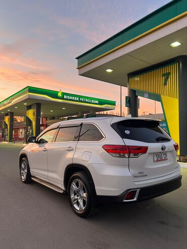 Toyota: Toyota Highlander: 2019 г., 3.5 л, Вариатор, Гибрид, Кроссовер — 9