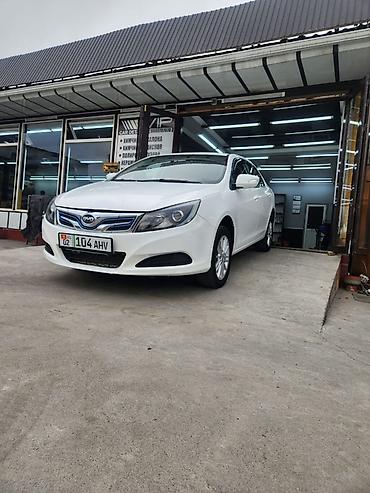 BYD: BYD E5: 2019 г., Автомат, Электромобиль, Седан — 4