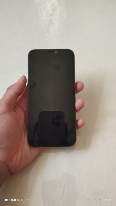 чехол на айфон 7: IPhone 12 Pro, Б/у, 128 ГБ, Защитное стекло, Чехол, 92 %