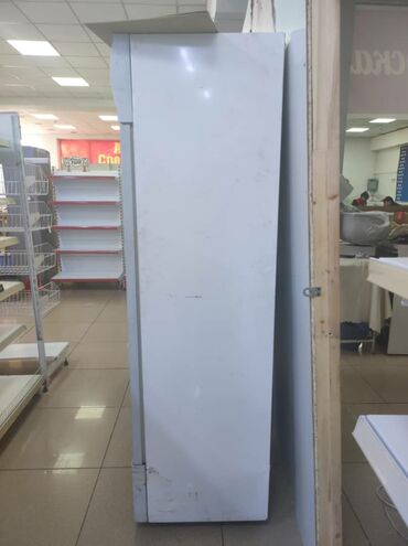 я ищу работу в кафе: Холодильник витринный бу в рабочем состоянии не дорого