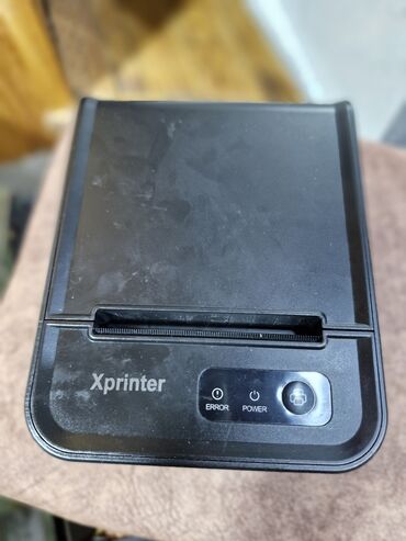 Kompüter və noutbuk aksesuarları: Xprinter markalı termal printer, qara rəngli yığcam dizaynı ilə