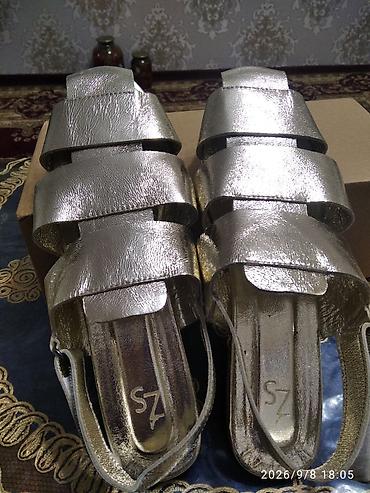 Derimod, Ölçü: 39, rəng - Qızılı, Yeni lalafo.az -da Derimod, Ölçü: 39, rəng - Qızılı, Yeni