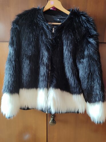 louis vuitton kapa: XL (EU 42), With lining, Faux fur, color - Black