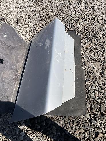 накладка на мерс: Крышка багажника 124 кузов седан под ешка — 2