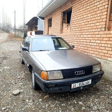 машина битая: Audi 100: 1988 г., 2.3 л, Механика, Бензин, Седан