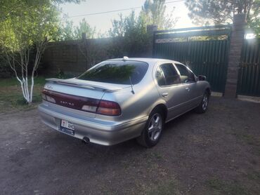 срочно срочно продам: Nissan Cefiro: 1998 г., 2 л, Автомат, Бензин, Седан