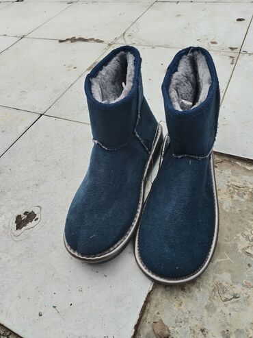 duboke čizme preko kolena: Ugg boots, color - Blue, 35
