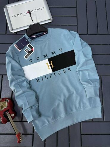 Duksevi: Duksevi 
S m l xl 2xl(pitati za dostupne vel)
Cena 3300 din — 2