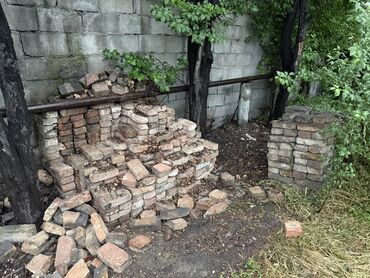 жаростойкий кирпич: Кирпич (Таблетка)
Цена за всё
Около 600 штук 
Район Кызыл-Аскер