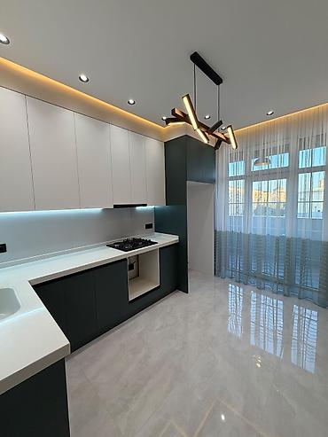 kupca: 3 otaqlı, Yeni tikili, 112 kv. m — 2