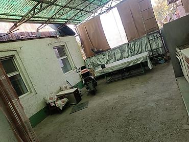 Продажа коттеджей и домов: Продаю дом в районе киркомстром. По номеру телефона доступен только — 5