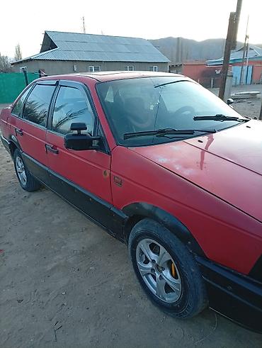 Volkswagen: Volkswagen Passat: 1989 г., Седан — 1