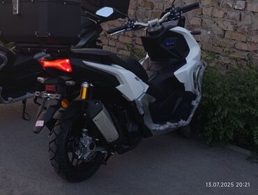 Скутеры: Макси-скутер 200 куб. см, Бензин, Новый — 10