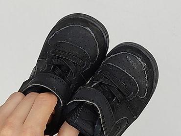 kurtka pull bear: Buciki niemowlęce, Nike, 21, stan - Bardzo dobry — 5