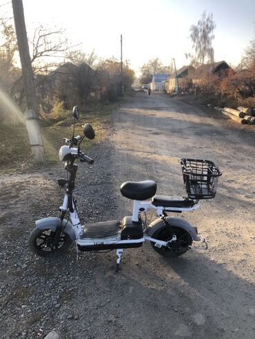 fixed велосипед: Электровелосипед