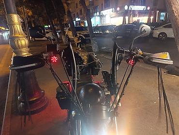 Kruizer tipli motosiklet – fərdi tüninqli Xüsusiyyətlər: - Rəng