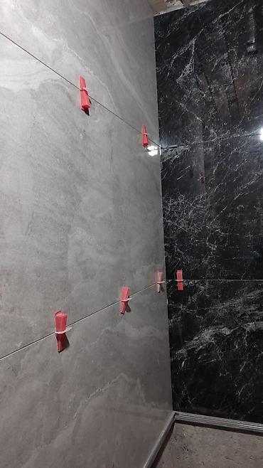 Укладка плитки: Подготовка стен для укладки, Подготовка стен для грунтовки, Гидроизоляционные работы | Керамическая плитка, Керамогранитая плитка | Вертикальная укладка, Диагональная укладка, Горизонтальная укладка Больше 6 лет опыта — 7