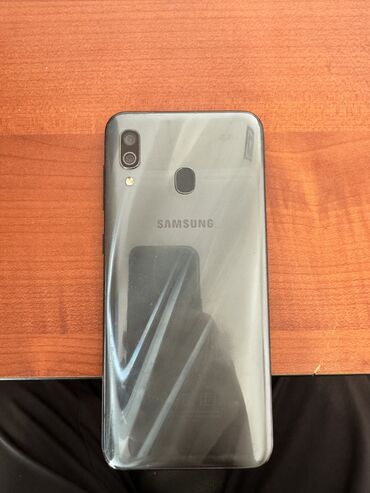 nömrələr: Samsung A30, 32 GB, Barmaq izi, İki sim kartlı, Face ID