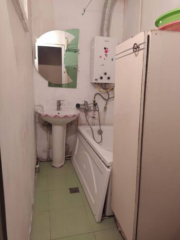 Köhnə tikili: Bakı, 9-cu mikrorayon, 3 otaqlı, Köhnə tikili, 60 kv. m — 9