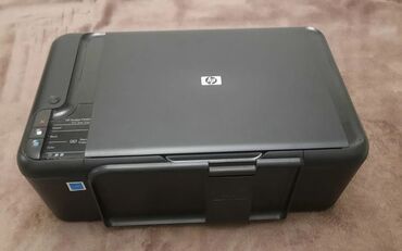 printer rengli: HP Deskjet F2483 printer ideal vəziyyətdə işləkdir. Təcili satılır