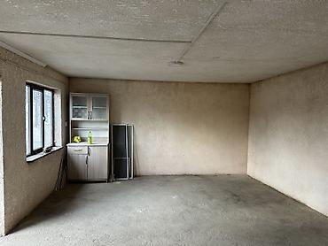 Продажа коттеджей и домов: Срочно продается Представляем дом, расположенный на участке, который — 28