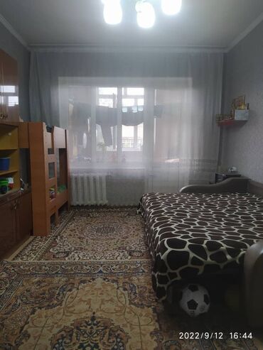 bmw 1 серия 135i dkg в Кыргызстан | Продажа квартир: 1 комната, 35 м², 105 серия, 3 этаж, Свежий ремонт, Центральное отопление