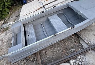 Водный транспорт: Продаю лодку "Обь-2" в хорошем состоянии на плаву, есть место под — 4
