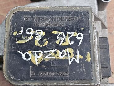 Датчики, сенсоры, предохранители: Расходомер Mazda 1986 г., Б/у, Оригинал, Германия — 5