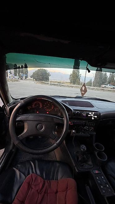 авто рекстон: BMW 5 series: 1992 г., 2 л, Механика, Бензин, Седан — 9