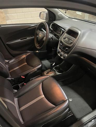 Chevrolet: Chevrolet Spark: 2019 г., 1 л, Автомат, Бензин, Хэтчбэк — 4