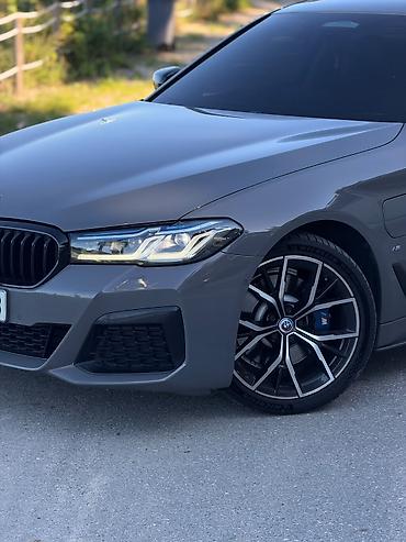 Продажа авто: BMW 5 series: 2021 г., Гибрид, Седан — 3