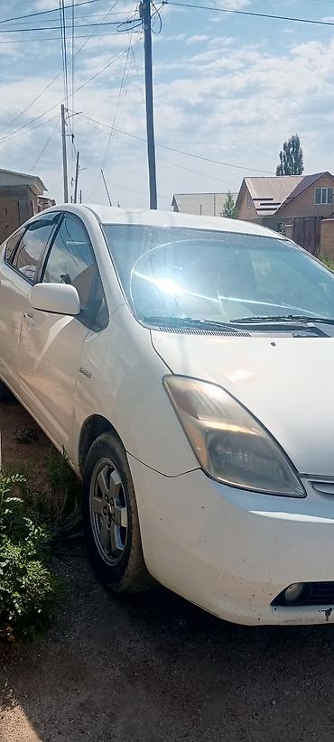 voxy noah: Toyota Prius: 2005 г., 1.5 л, Гибрид, Хэтчбэк — 1