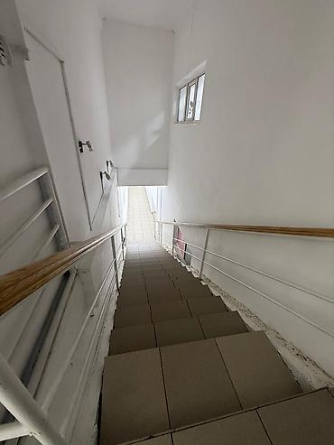 Продажа коммерческой недвижимости: Продажа офисов 241 м², С ремонтом, Административное здание, 2 этаж — 4