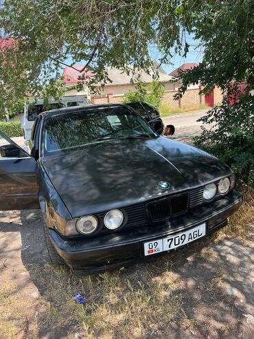 b m w: BMW 5 series: 1991 г., 2 л, Механика, Бензин, Седан
